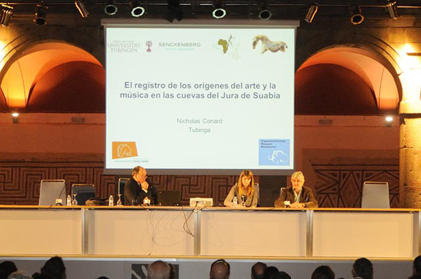 El prestigioso catedrático Nicholas Conard impartió una conferencia magistral en el Museo Arqueológico Regional de la Comunidad de Madrid