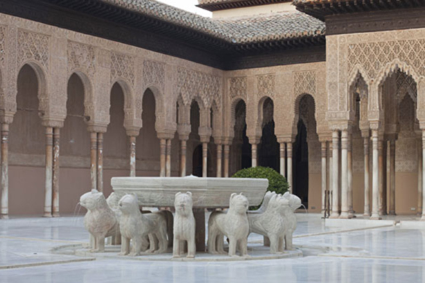 El Conjunto Monumental de la Alhambra y Generalife se ha convertido en destino turístico preferido por turistas individuales de la Unión Europea