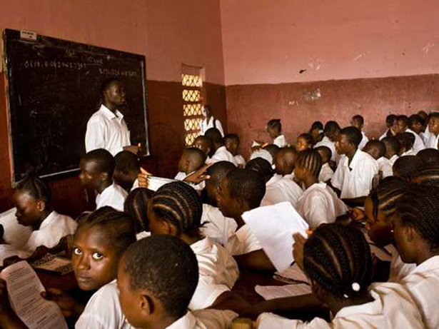 África y los Estados Árabes son las regiones más afectadas por la escasez de docentes, según un estudio de la UNESCO