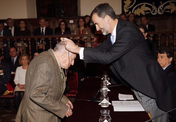 SS.MM. los Reyes de España entregan el Premio Cervantes 2014 a Juan Goytisolo