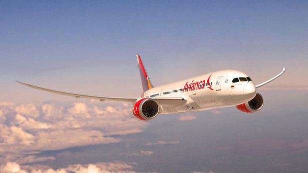 La Compañía colombiana Avianca aterriza en Madrid con nuevos aviones B787-8