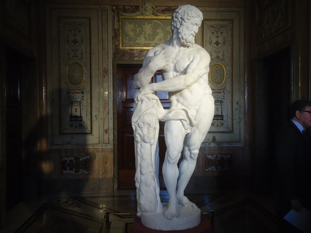 «Hércules en su clava», una obra recuperada de las Colecciones Reales