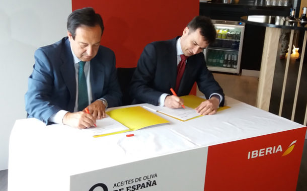 Aceites de Oliva de España e Iberia firman un acuerdo para llevar la imagen y los sabores de España por todo el mundo