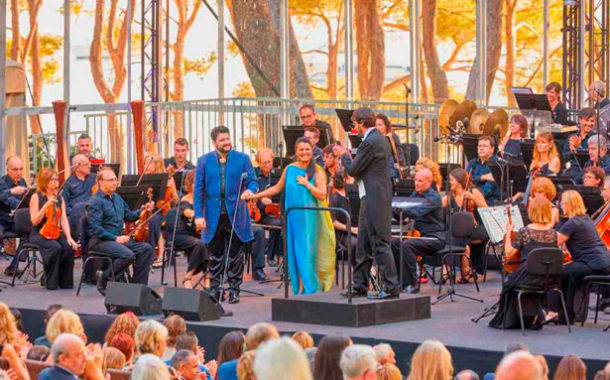 La mayor soprano del siglo, Anna Netrebko, y el tenor Yusif Eyvazov enamoraron con sus voces al público de Formentor Sunset Classics