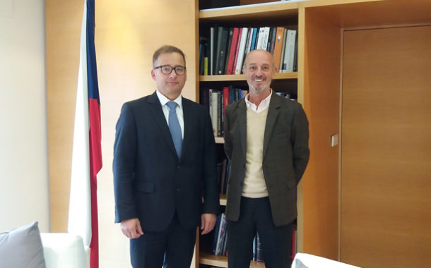 Entrevista a Iván Jančárek, embajador de la República Checa en España