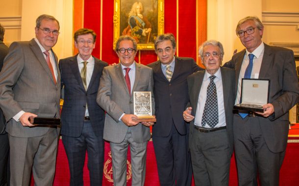 Los artífices de la recuperación de Albarracín, Teruel, reciben de manos del Duque de Calabria la Medalla Driehaus