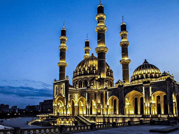 Mezquita Heydar en Bakú, Azerbaiyán