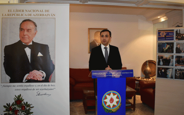 En Madrid se celebró el Acto de Conmemoración del Líder Nacional de Azerbaiyán Heydar Aliyev