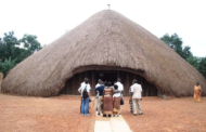 Introducción a la guía para la preservación del techado de paja tradicional de la comunidad de Buganda de Uganda