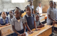 La violencia de las bandas impide que medio millón de niños vayan a clase en Haití