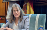 La alcaldesa de San Lorenzo de El Escorial, Carlota López Esteban, presenta las II Jornadas del Patrimonio