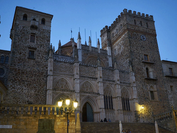 Viajan D.O. a Guadalupe, y como protagonista su Real Monasterio, patrimonio de la UNESCO