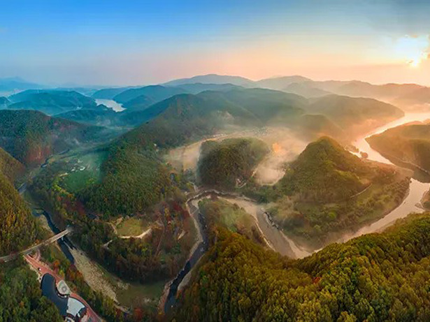 República de Corea - Petroglifos a lo largo del arroyo Bangucheon