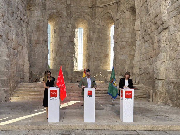 La Comunidad de Madrid promoverá un programa de rutas turísticas para mayores de 65 años en las ciudades Patrimonio Mundial, Villas y Sierra Oeste