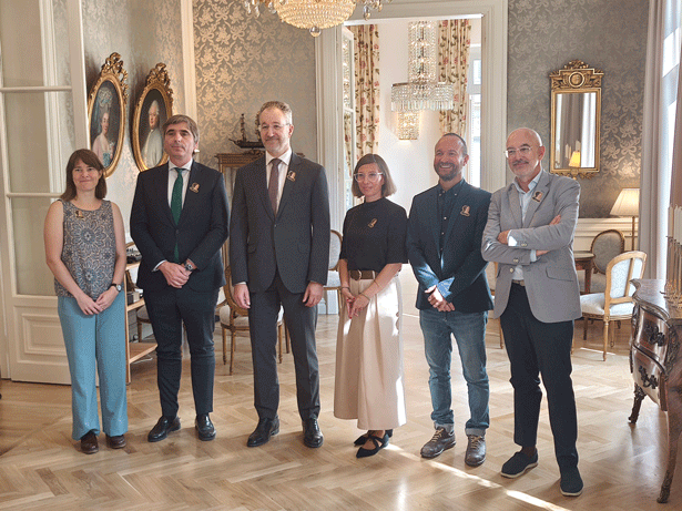 Ylva Hammarsten, Primera Secretaria de la Embajada de Suecia; Alfonso Palacio, Director Adjunto de Conservación e Investigación del Museo Nacional del Prado; Per-Arne Hjelmborn, Embajador de Suecia; Natalia del Río, Jefe del Servicio de Educación del Museo del Prado; Juan Antonio Simarro, Director Artístico de la Orquesta Sinfónica Contemporánea de España; y Manuel Arias, Jefe de Colección de Escultura hasta 1700 del Museo Nacional del Prado. Foto: © patrimonioactual.com