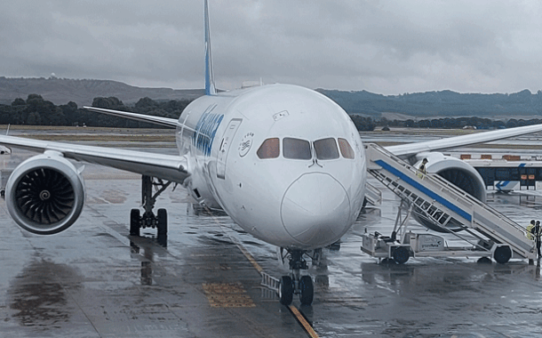 ¿Por qué tu avión da vueltas antes de aterrizar? El plan de la ONU para reducir las esperas en el aire