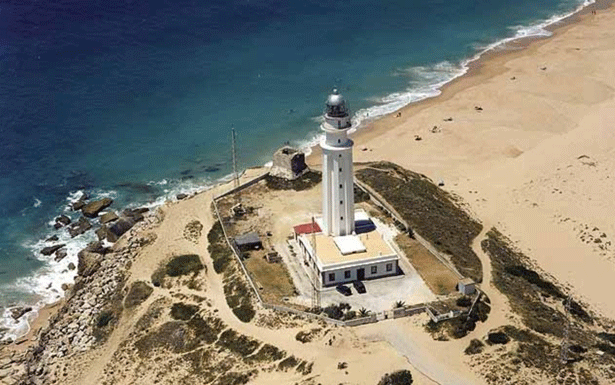España aprueba la declaración del Faro de Trafalgar como Bien de Interés Cultural