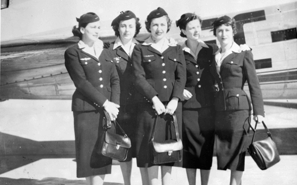 Iberia conmemora el 80 aniversario de las primeras Tripulantes de Cabina de Pasajeros en España