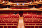 El Teatro de la Zarzuela abre sus puertas para celebrar que lleva 170 años levantando el telón